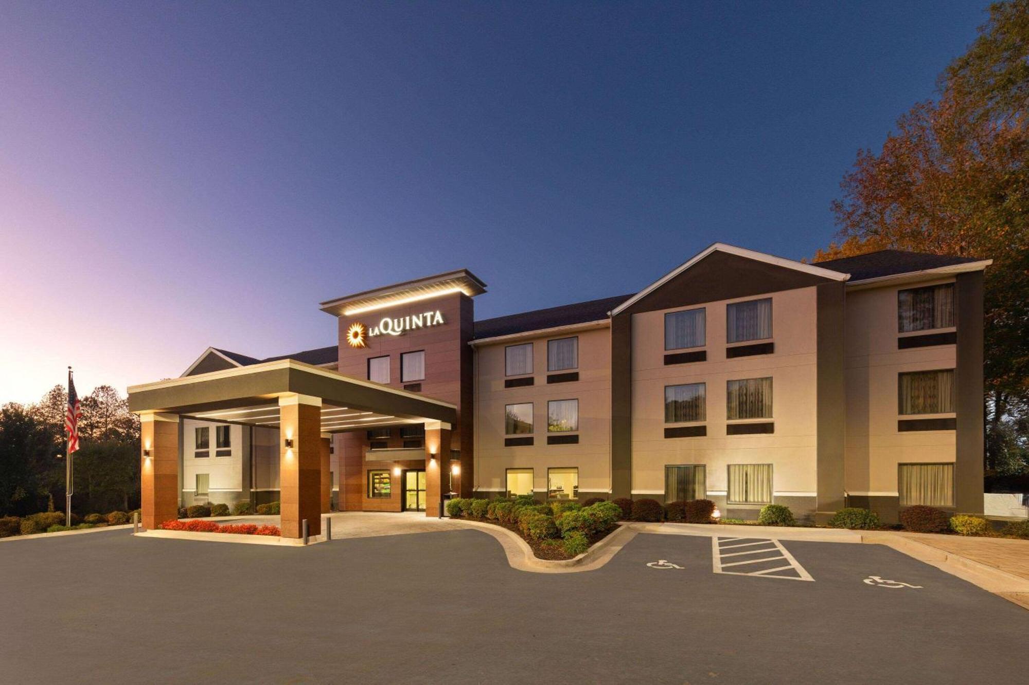 La Quinta By Wyndham Snellville - Stone Mountain Exterior photo